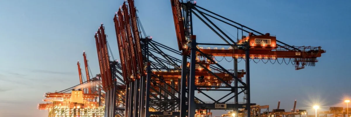 Optimizing Financial Operations in Freight Forwarding