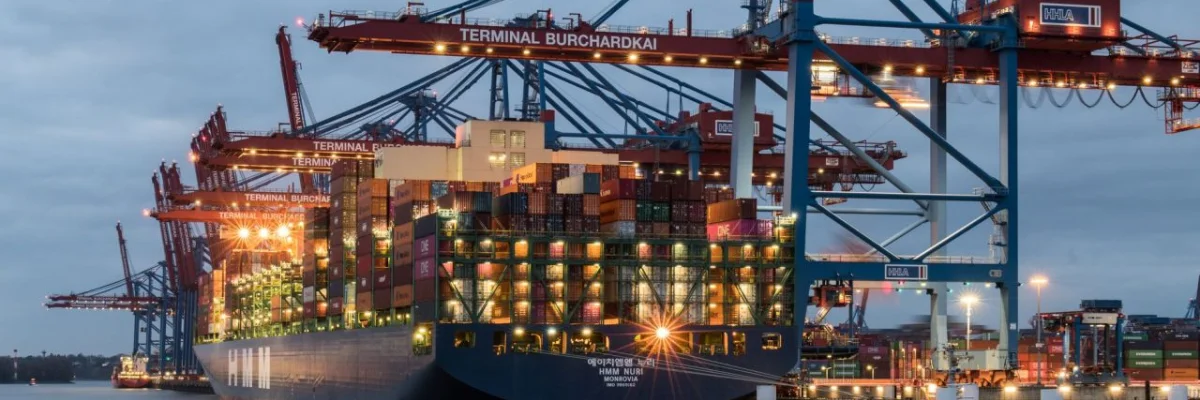 Navigating the Future: Trends Reshaping Global Freight Forwarding