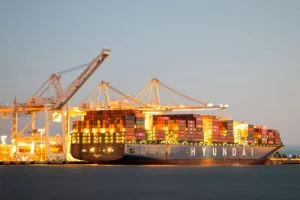 Mastering Customs Compliance in Modern Freight Forwarding
