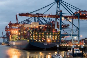 Navigating the Future: Trends Reshaping Global Freight Forwarding
