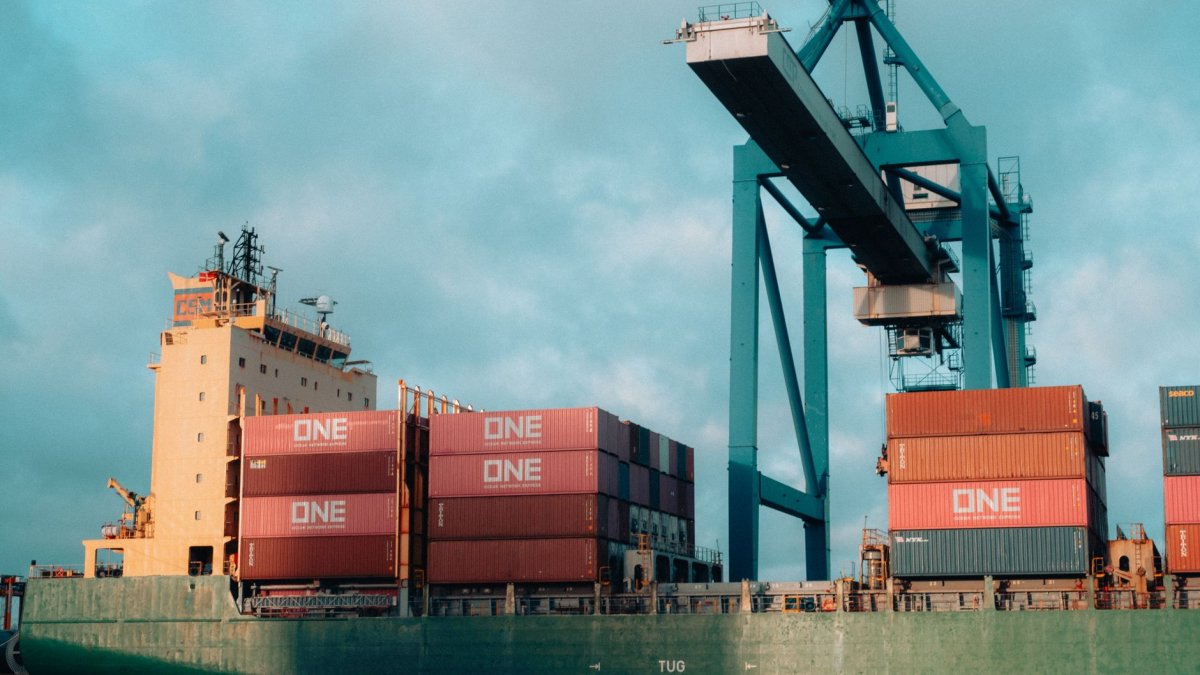 cargo container port loading