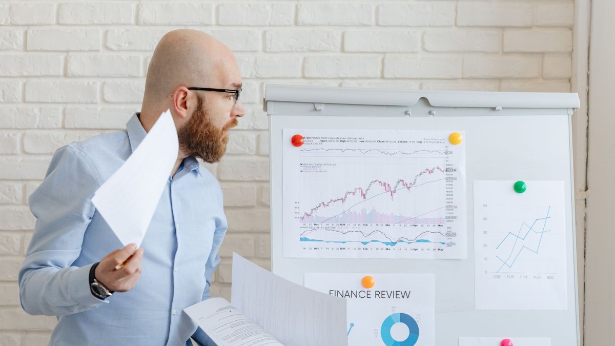freight analyst reviewing data