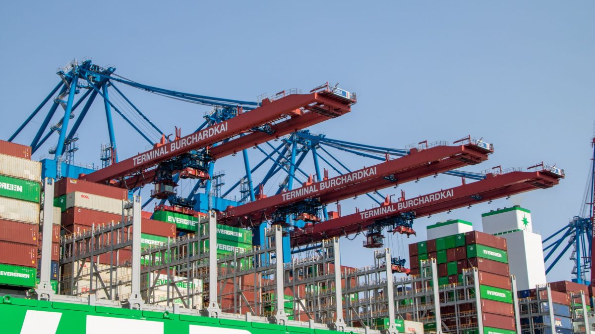 container terminal port automation