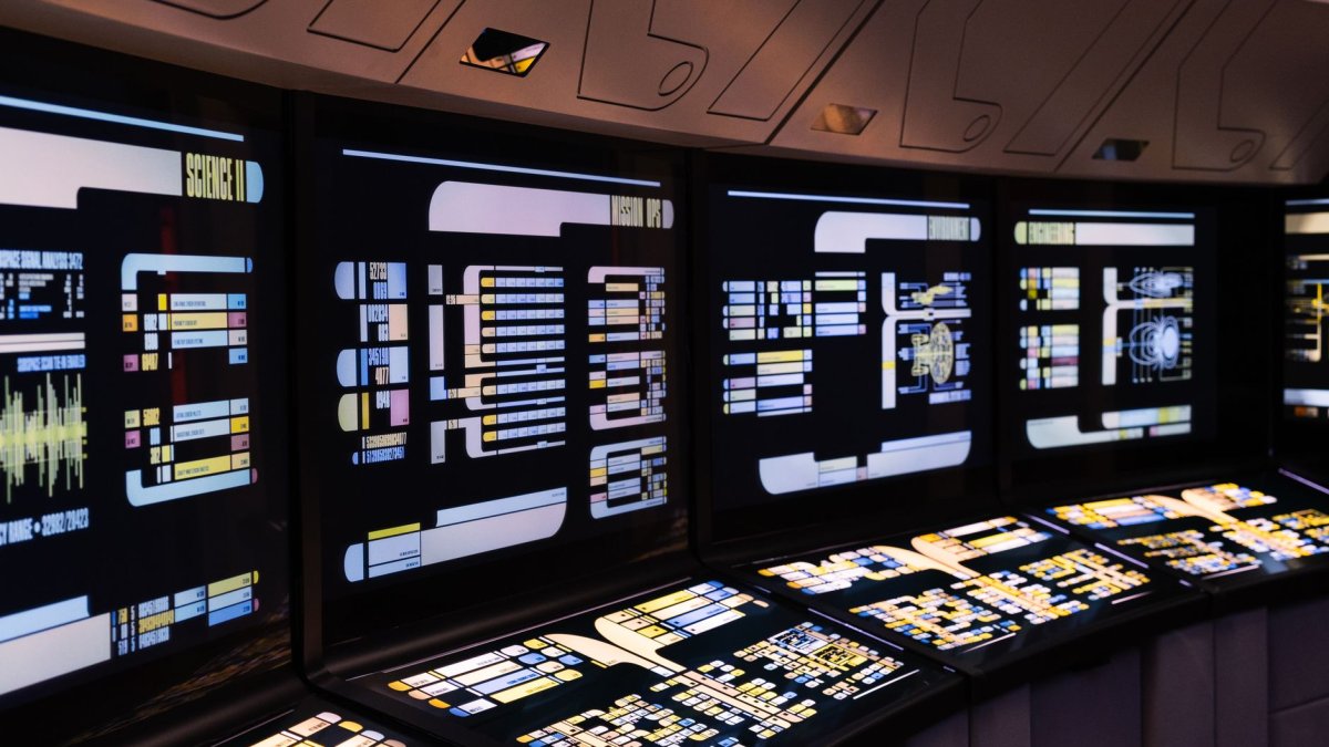 digital logistics dashboard screen